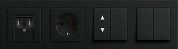 Gira Блок на 4 поста: розетка 2к+з, выключатель 2-х клавишный, USB зарядное устройство, выключатель жалюзи, черный матовый, серия E2