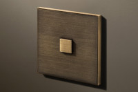 1T Панель 1-ая для 1 кнопки 24-250V pushbutton, Bronze antique