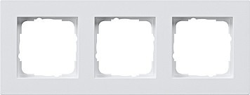 0213225 Gira Рамка тройная заподлицо