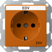 047302 Gira Розетка с зазем конт поле и надпись ZSV