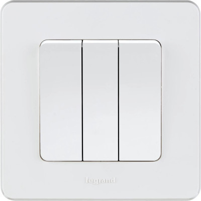 Legrand Inspiria Выключатель 3-х клавишный, цвет белый