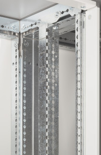 Legrand Стойка компактная - XL? 4000 - у шкафов шириной 475 мм, 020512 Legrand Стойка компактная - XL? 4000 - у шкафов шириной 475 мм, 020512