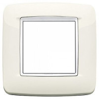 20672.B01 - Vimar Накладка ROUND на 2 модуля арктическая белая с белым обрамлением