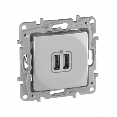 Legrand Зарядное устройство USB тип А / тип А - Legrand Etika - 3000мА 15Вт - алюминий, 672494