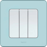 Legrand Inspiria Выключатель 3-х клавишный, цвет белый/мятный