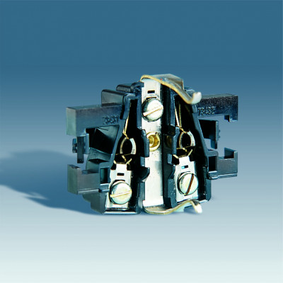 Simon S73Loft Мех-зм розетки 2К+З 16А 250В~, винт. клеммы, 73432-39