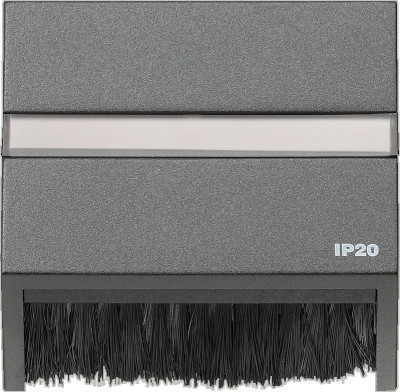 068267 Gira Накладка для приборов с квадратной центральной панелью и наклонным выходом