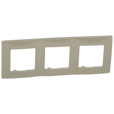 Legrand Рамка 3 поста - Legrand Etika - светлая галька, 672523