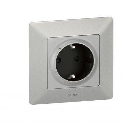 752394 - Valena Life with NETATMO.Умная розетка 2К+З 16А 230В.Цвет Алюминий