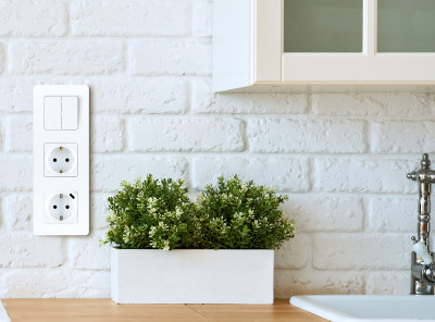 Legrand Рамка 3 поста - Legrand Inspiria - белый, 673950