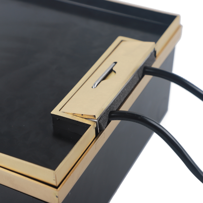 Donel Лючок в пол 18 мод. (6 мод. 45х45 мм. + 6 мод. 22.5х45 мм.) верт. установка, латунь, в уровень с напольным покрытием, DFB18SBRLVL