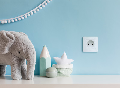 Legrand Розетка без заземления - Legrand Inspiria - без шторок 16А 250В винтовые зажимы - белый, 673710