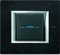 Выключатель 1-клавишный, вставка - антрацит, прямоугольная рамка Axolute - ардезия Выключатель 1-клавишный, вставка - антрацит, прямоугольная рамка Axolute - ардезия