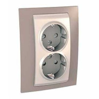 ХАМЕЛЕОН РОЗЕТКА двойная, с заземлением, со шторками, БЕЖЕВЫЙ/ КОРИЧНЕВЫЙ