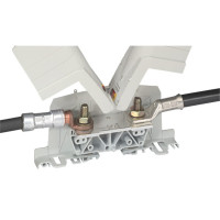 Legrand Силовая клемма Viking 3 - два вывода под наконечник - шаг 42 мм, 039014