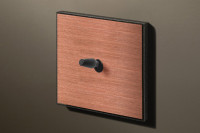 Cockpit 1C 250V-10A 2-way, Copper / Textured Black (Cone)