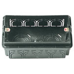 Vimar Коробка встраиваемая прямоугольная для 4 модулей черная, V71304.AU Vimar Коробка встраиваемая прямоугольная для 4 модулей черная, V71304.AU