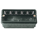 Vimar Коробка встраиваемая прямоугольная для 5 модулей черная, V71305.AU Vimar Коробка встраиваемая прямоугольная для 5 модулей черная, V71305.AU