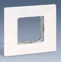 Simon Рамка на 4 поста с вырезами под вставки 2700670-...,2700679-..., S27Pl, белый, 2701640-030