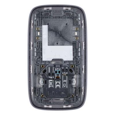 752596 - Valena Allure with NETATMO. Стартовый пакет.  Шлюз WiFi + умная розетка 2К+З 16А 230В + главный беспроводной выключатель "Я дома/Я вне дома". Цвет Белый