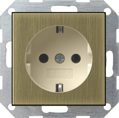 0188613 Gira Вставка розетки с з/к