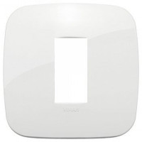 19671.84 - Vimar Накладка ROUND на 1 модуль белая