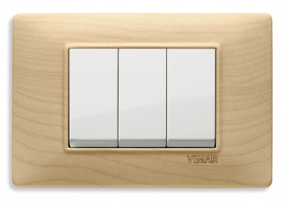 Выключатель 3-х клавишный, рамка - дерево клен, вставка - белый, серия Plana