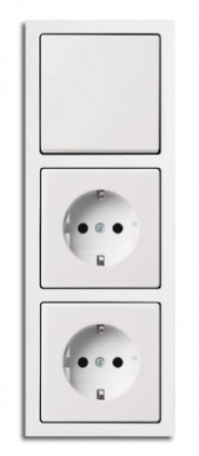 ABB Блок на 3 поста: Выключатель 1-клавишный с двумя розетками 2к+з, цвет - белый, серия Future Linear
