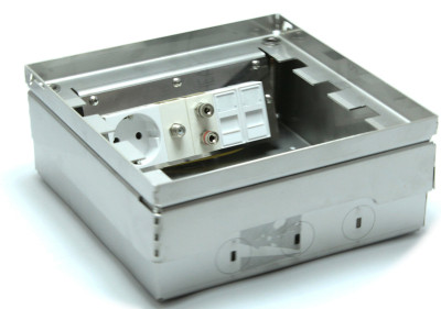 Люк в пол на Шесть модулей