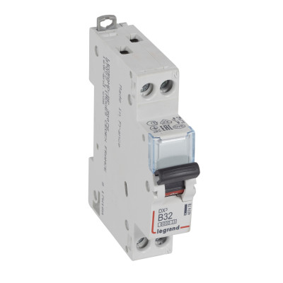 Legrand Автоматический выключатель DX? 6000 - 10 кА - тип характеристики B - 1П+Н - 230/400 В~ - 32 А - 1 модуль, 407478