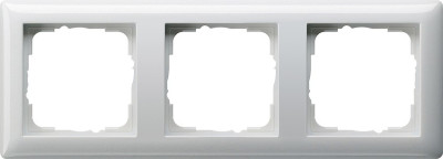 021303 Gira Рамка тройная