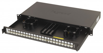 Legrand Полка оптическая укомплектованная выдвижная - 19'' - 1U - 24 LC многомодовых дуплексных коннектора - для 48 волокон, 032162