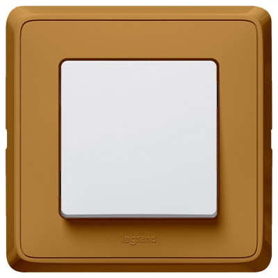 Legrand Выключатель 1-клавишный, клавиша - белый, рамка - матовое золото, серия Cariva