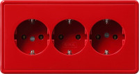019943 Gira Тройная розетка с з/к 019943 Gira Тройная розетка с з/к