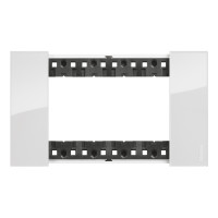 KA4804DW Bticino LIVING NOW. Декоративная рамка 4 модуля.Цвет "Лед", KA4804DW