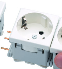 Simon SConnect Розетка 2К+З, 16А 250В, 45х45мм, безвинтовые клеммы, белый, K11-9