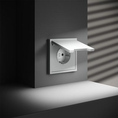 Розетка встраиваемая VOLTUM S70 с заземлением, защитными шторками и крышкой 16А, (белый матовый), VLS040302