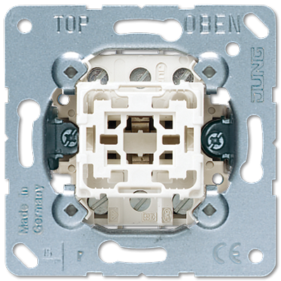 Выключатель 10AX 250V трехполюсный, 503U