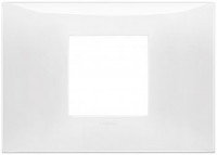 Vimar Накладка на 2 модуля центрально для коробки на 3 модуля, белая, 09672.01 Vimar Накладка на 2 модуля центрально для коробки на 3 модуля, белая, 09672.01