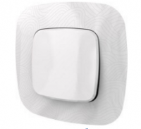 Legrand Valena Allure - розетки, выключатели, рамки