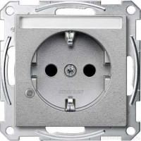 SM Розетка с индикатором, шторк., полем для надписи 2К+З 16А 250В~, алюм. SM Розетка с индикатором, шторк., полем для надписи 2К+З 16А 250В~, алюм.