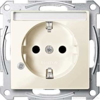 SM Розетка с индикатором, шторк., полем для надписи 2К+З 16А 250В~, беж. SM Розетка с индикатором, шторк., полем для надписи 2К+З 16А 250В~, беж.