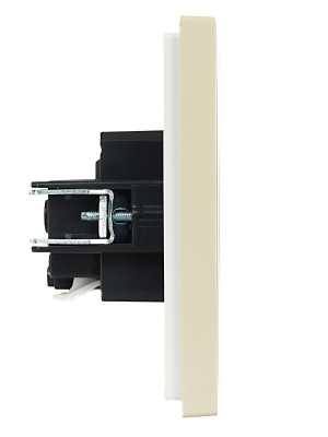 FORTE&PIANO Роз. с з/к без з/ш б/к 16А FP414 ван. IEK, FP-R11-16-1-K10