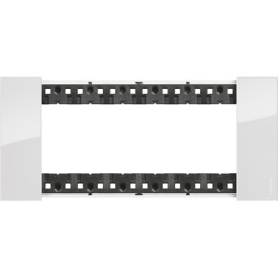 KA4806DW Bticino LIVING NOW. Декоративная рамка 6 модулей.Цвет "Лед", KA4806DW