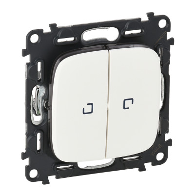 Legrand Valena ALLURE.Переключатель двухклавишный 10АХ 250В с подсветкой.С лицевой панелью.Белый, 752709
