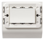 Vimar Считыватель/программатор транспондерных карт в наклонной настольной коробке 3 модуля, белый, 16920.B