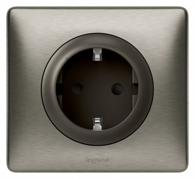 067643 - Celiane with NETATMO. Пакет для управления бытовыми электроприборами.  Умная розетка 2К+З 16А 230В + умный беспроводной 1-клавишный выключатель.Цвет Графит