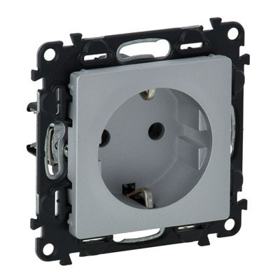 753620 - Valena LIFE.Силовая розетка 2К+З 16А 250В с защитными шторками.Безвинтовые зажимы.С лицевой панелью., Legrand