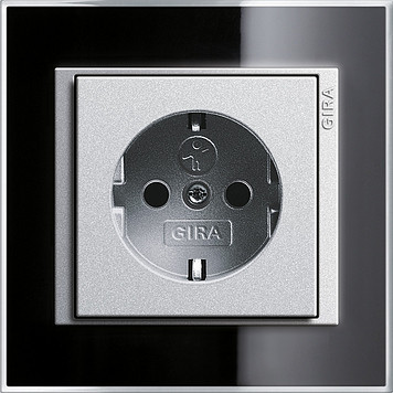 Gira Розетка 2к+з, матовый алюминий - черный, серия Event Clear