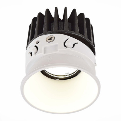 ST LUCE ST851.538.07 Светодиодный модуль Белый LED 1*7W 3000K 560Lm Ra90 36° IP20 D69xH75 220-240V